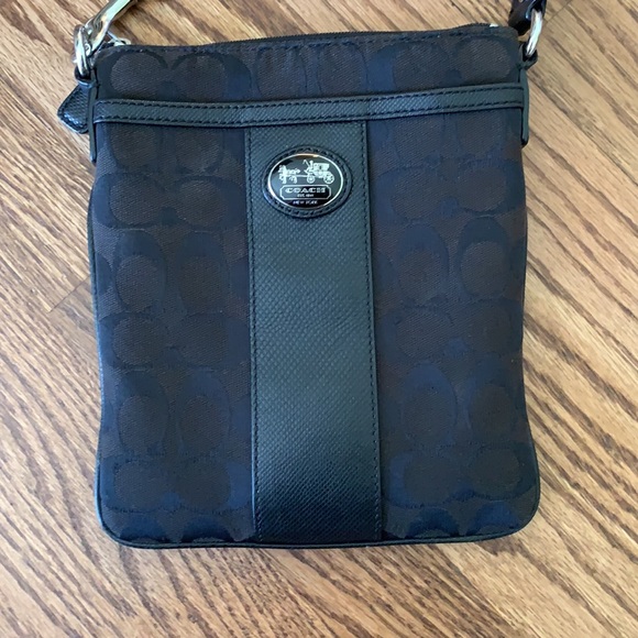 Coach crossbody bag - Picture 2 of 4